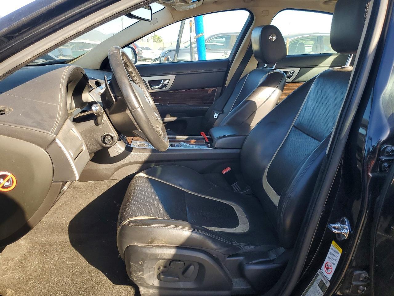 2012 JAGUAR XF