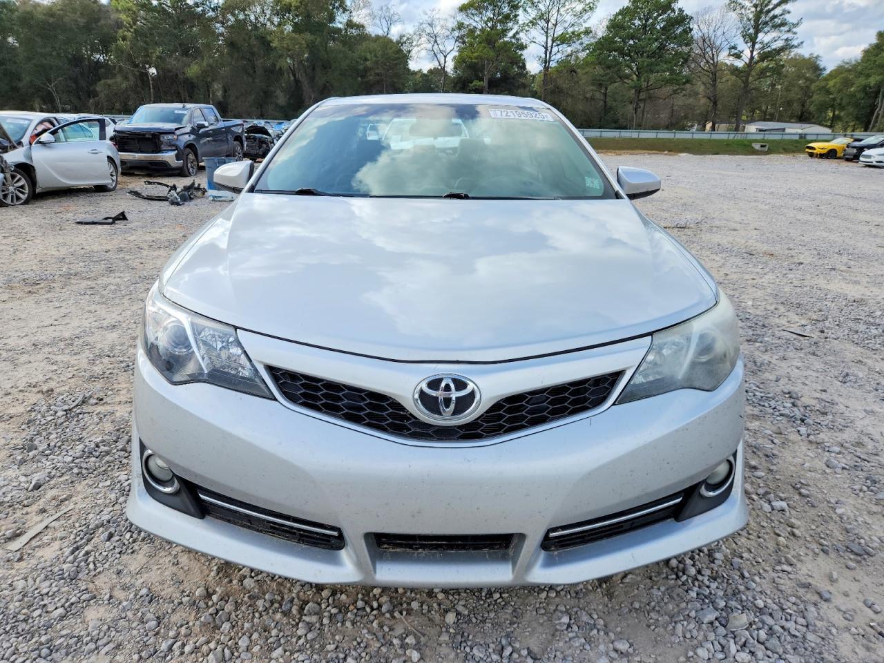 2014 TOYOTA CAMRY