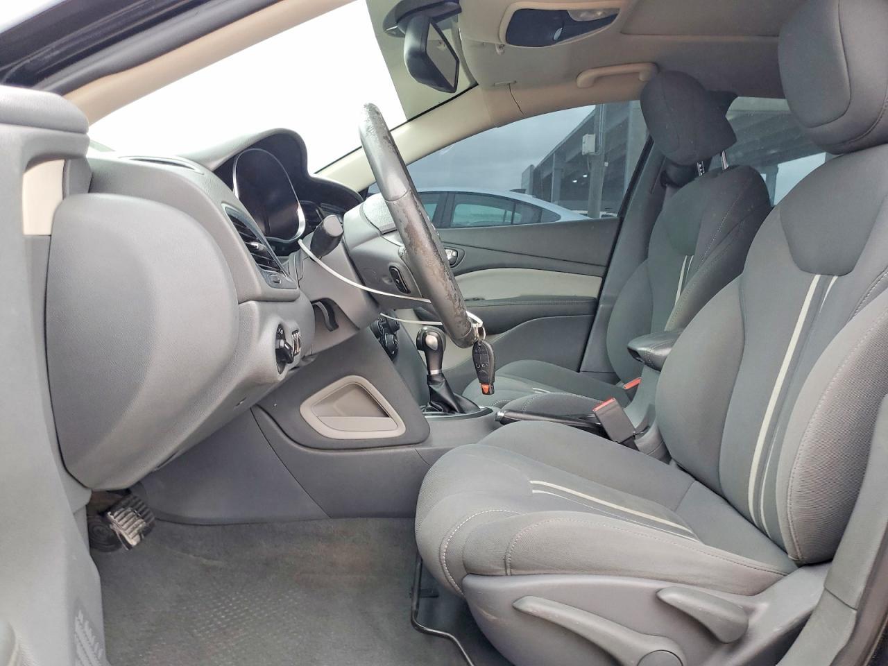 2013 DODGE Dart