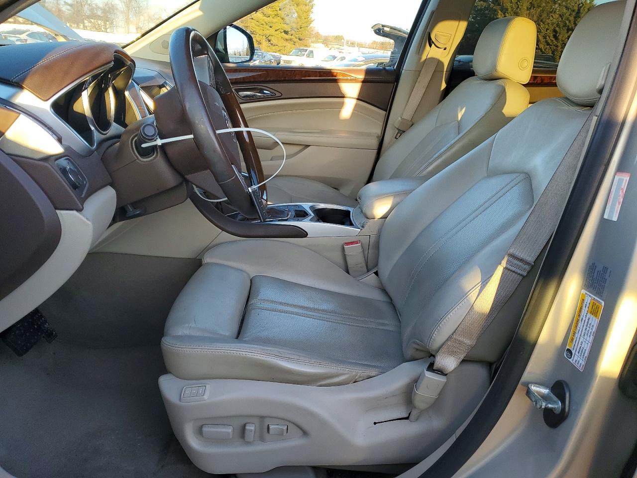 2011 CADILLAC SRX