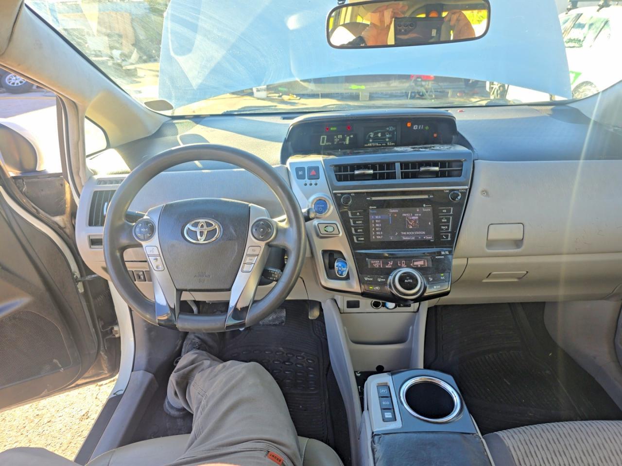 2015 TOYOTA PRIUS V
