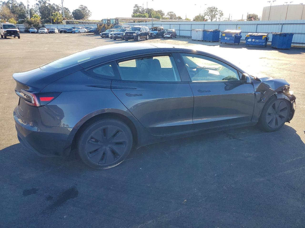 2024 TESLA MODEL 3