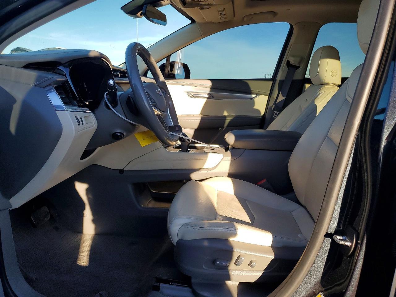 2019 CADILLAC XT5
