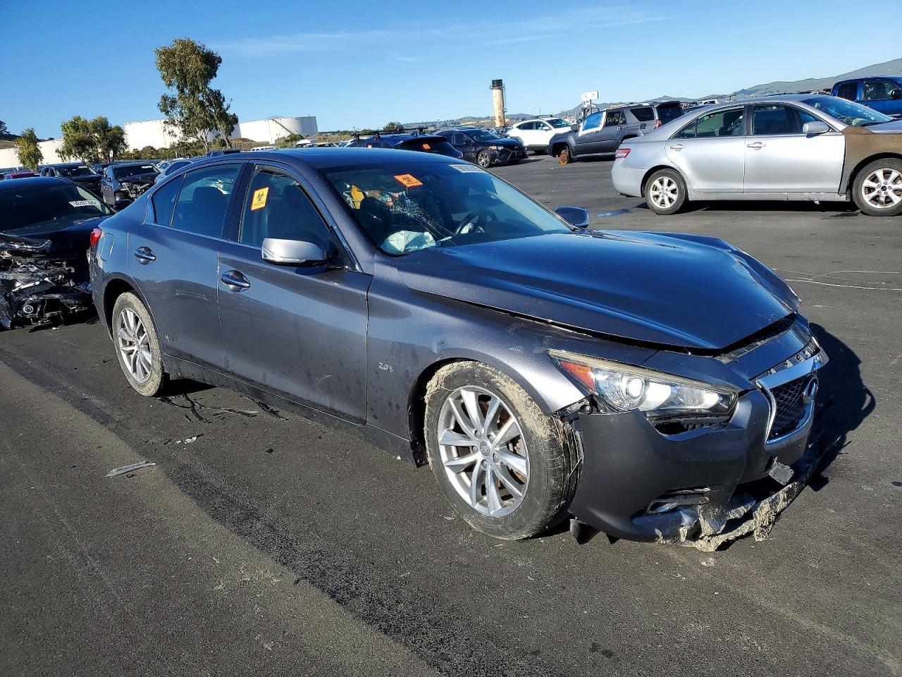 2017 INFINITI Q50