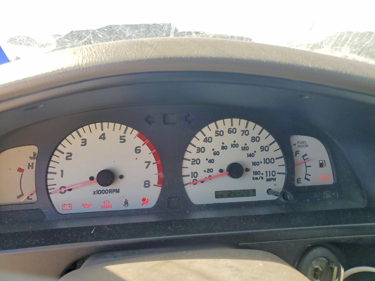 2002 TOYOTA TACOMA