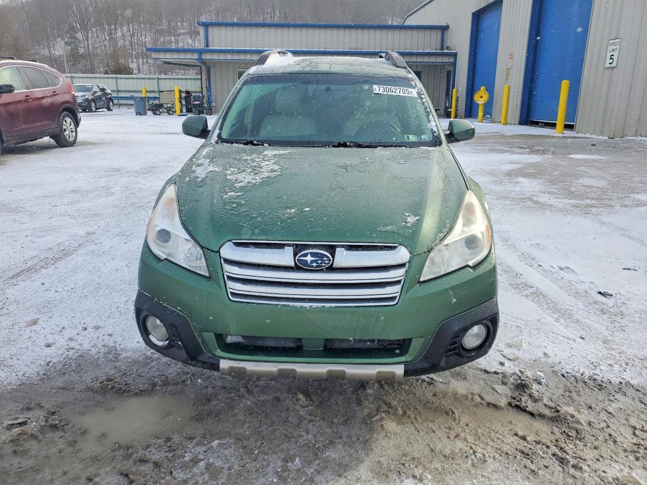 2013 SUBARU Outback