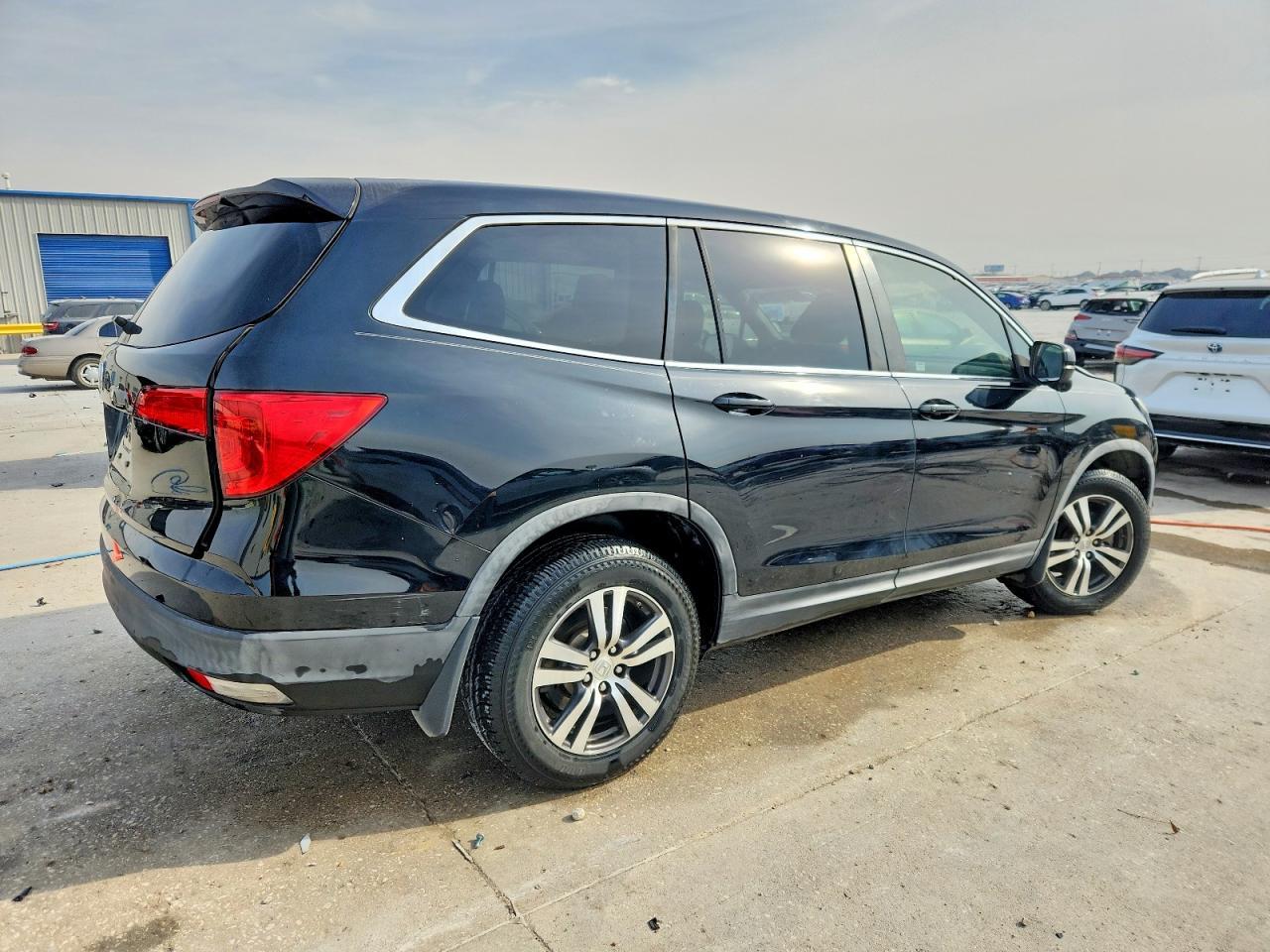 2016 HONDA PILOT