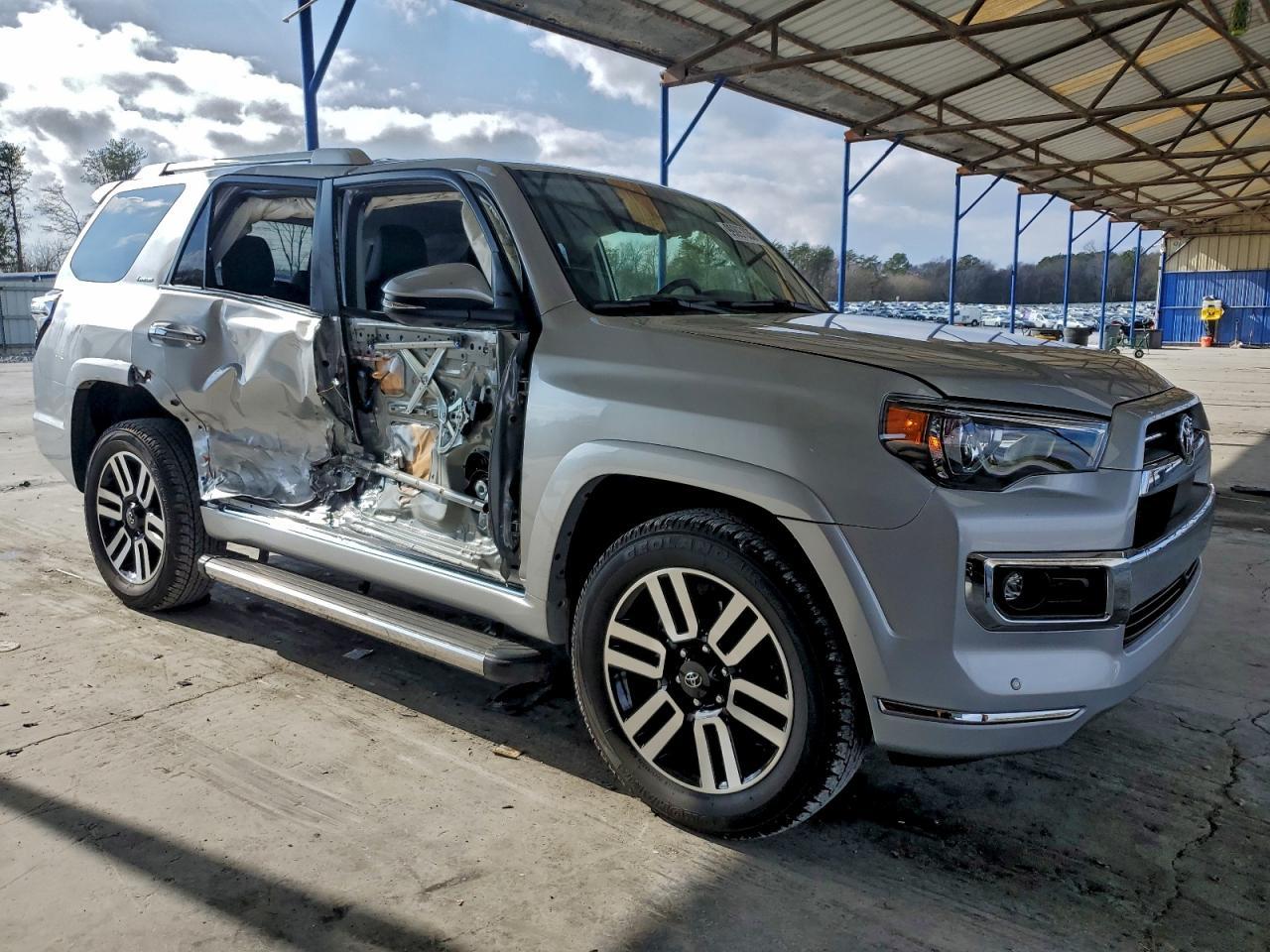 2024 TOYOTA 4Runner