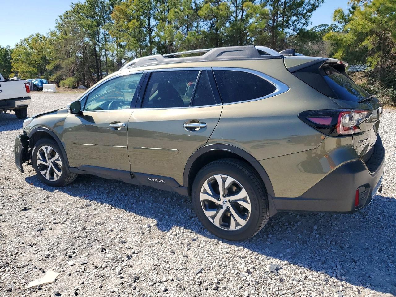 2020 SUBARU Outback