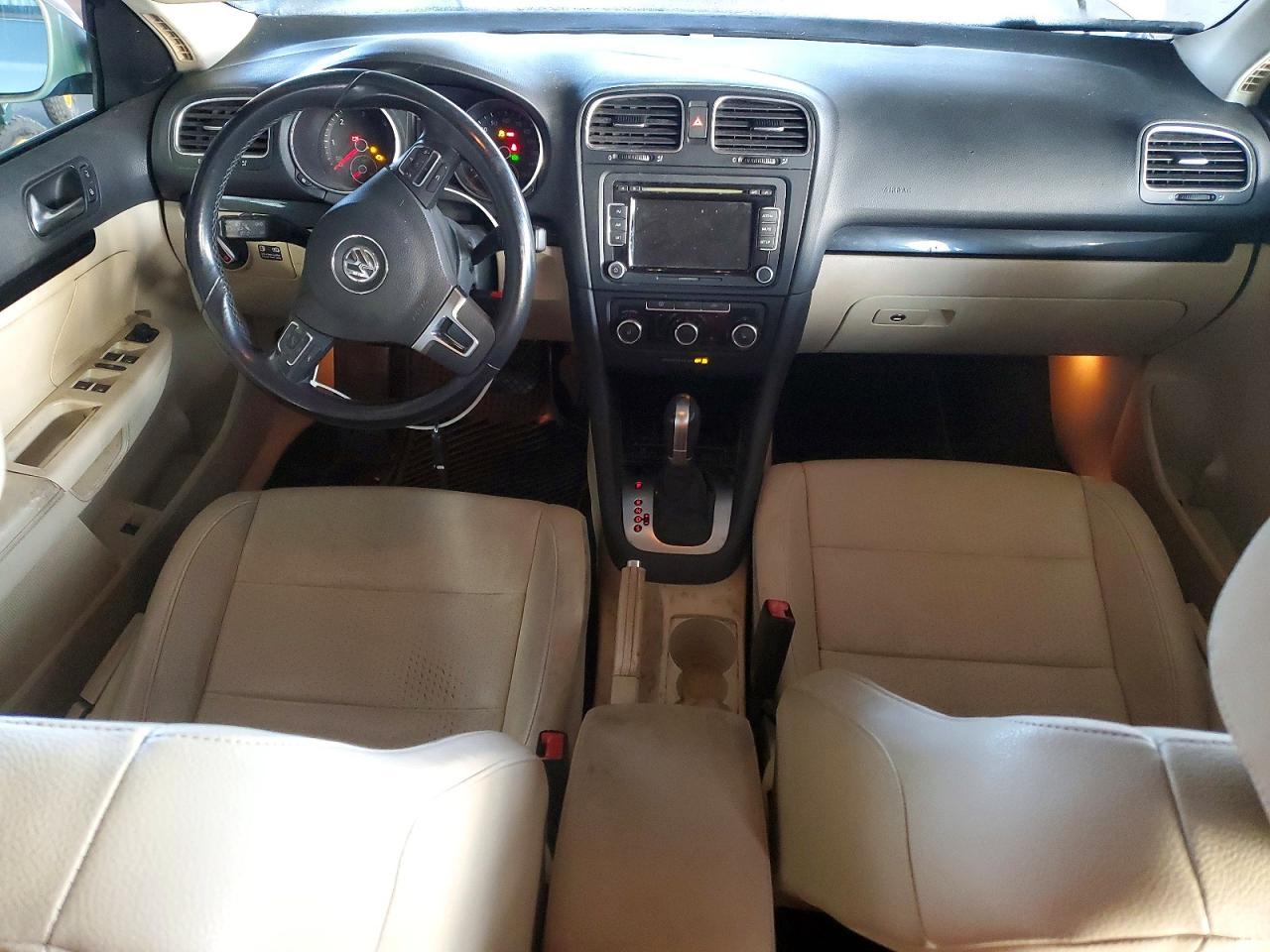 2011 VOLKSWAGEN JETTA