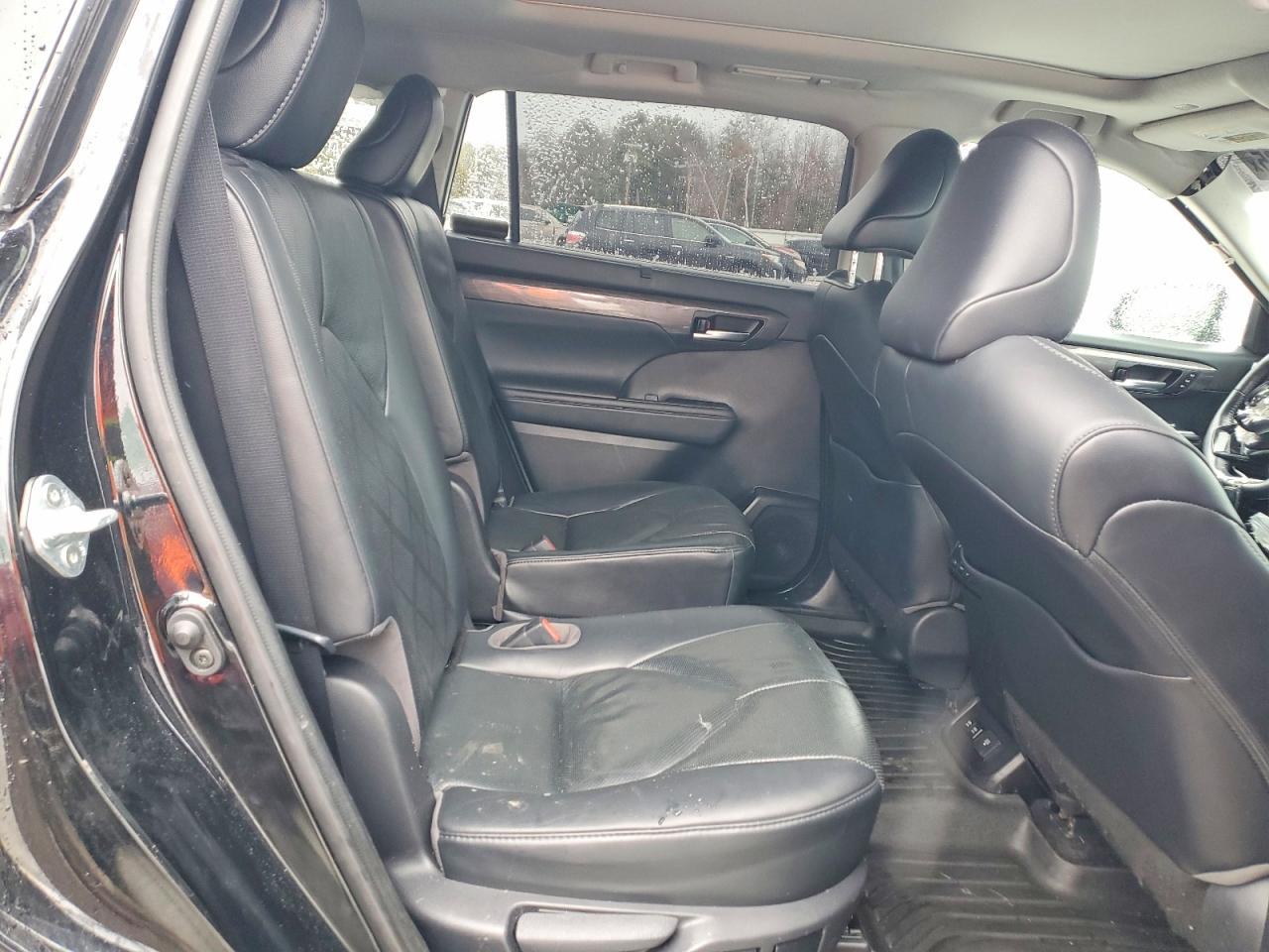 2021 TOYOTA HIGHLANDER