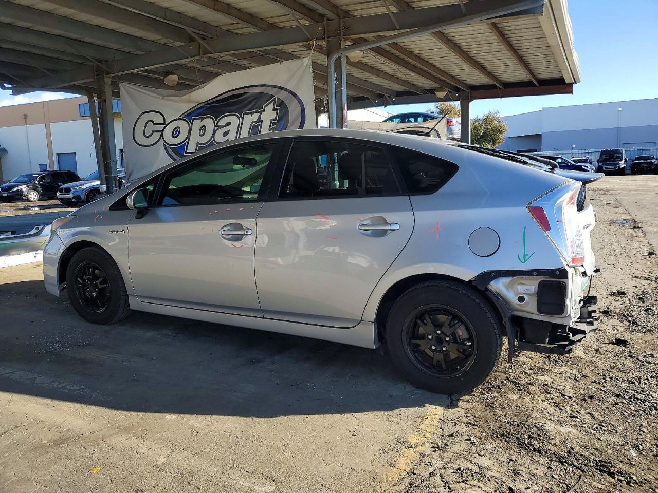 2012 TOYOTA PRIUS