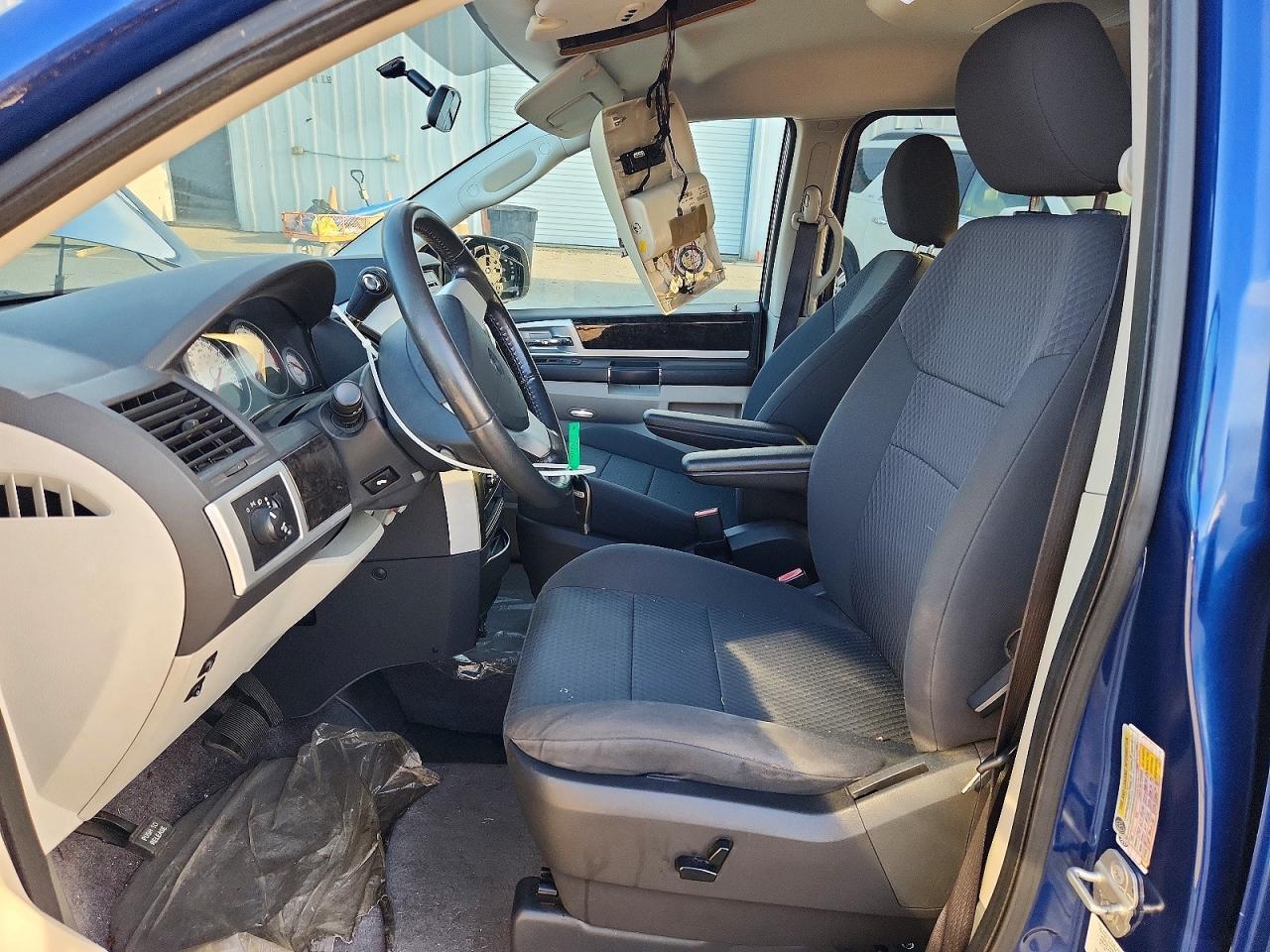 2010 DODGE GRAND CARAVAN