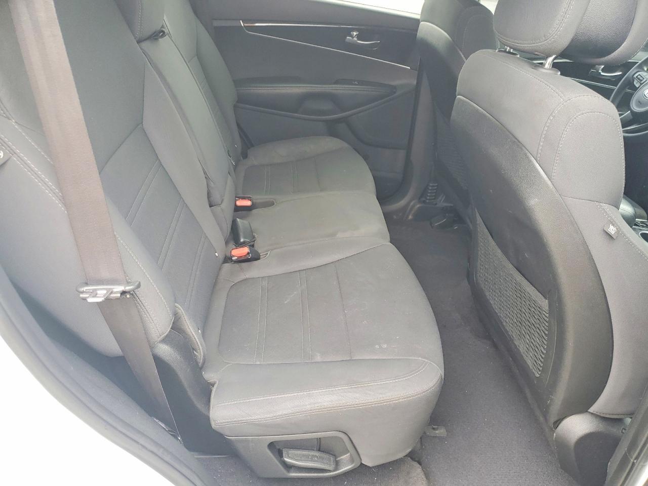 2017 KIA SORENTO
