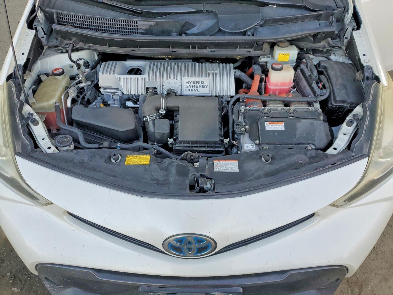 2015 TOYOTA PRIUS V