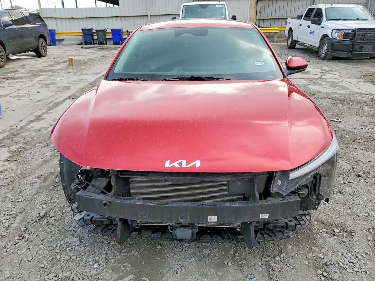 2025 KIA K4