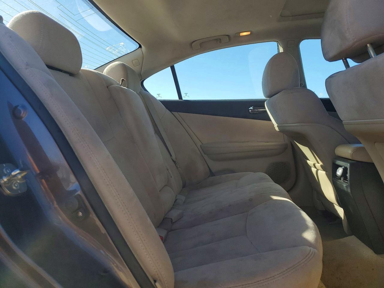 2013 NISSAN Maxima