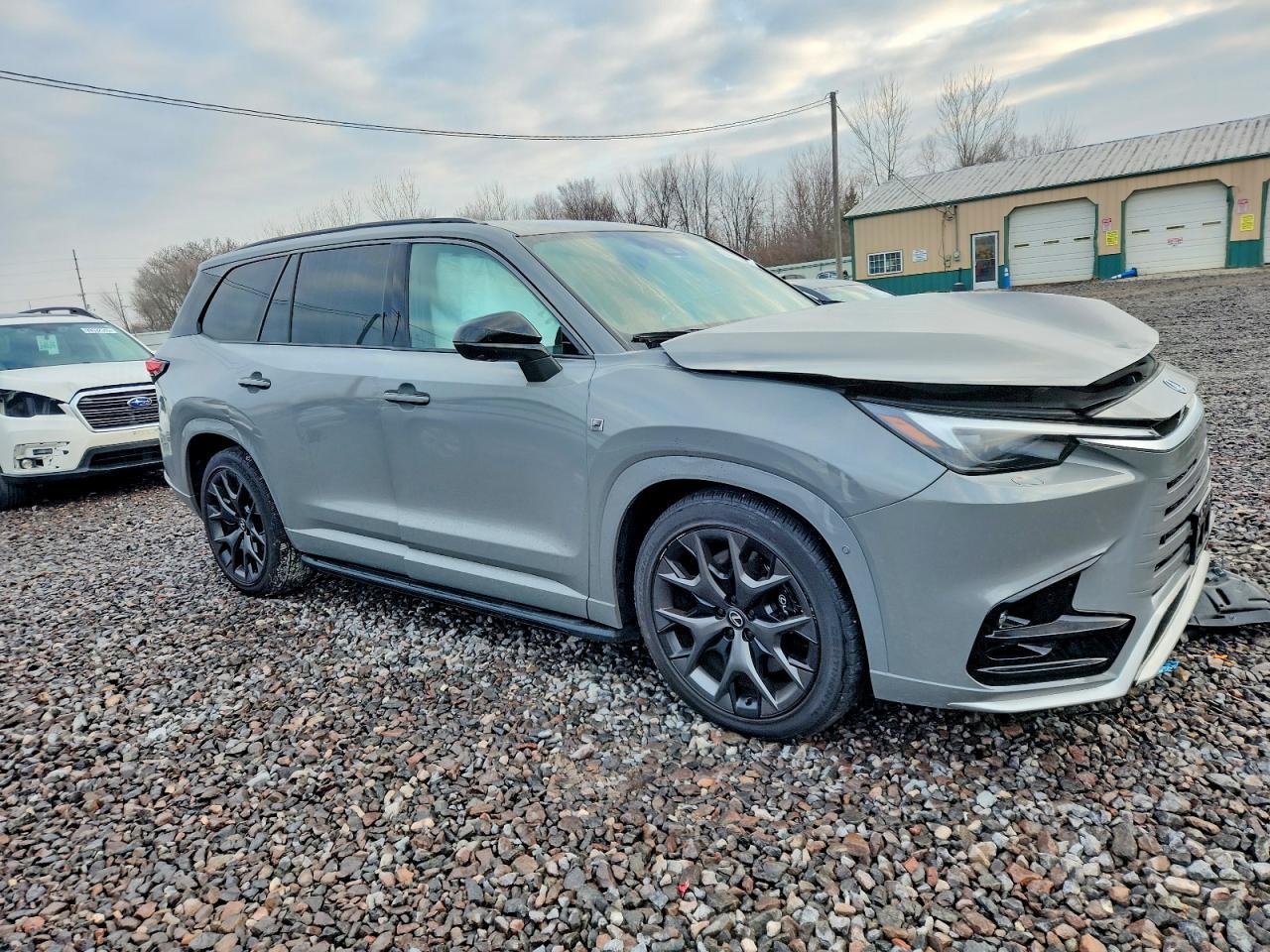 2025 LEXUS TX 500H