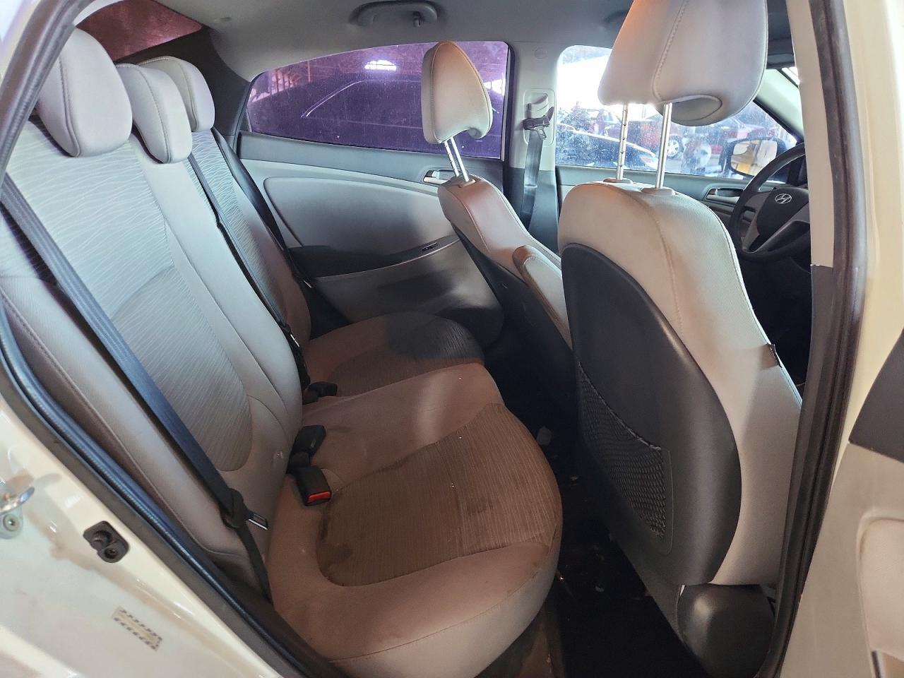 2015 HYUNDAI ACCENT