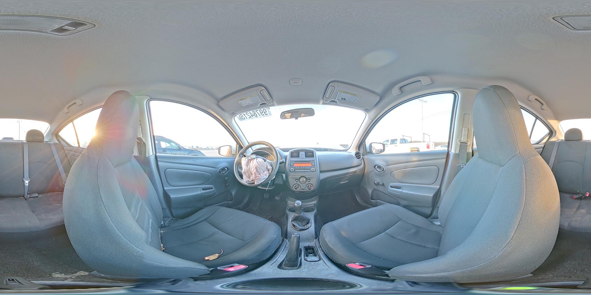 2016 NISSAN VERSA