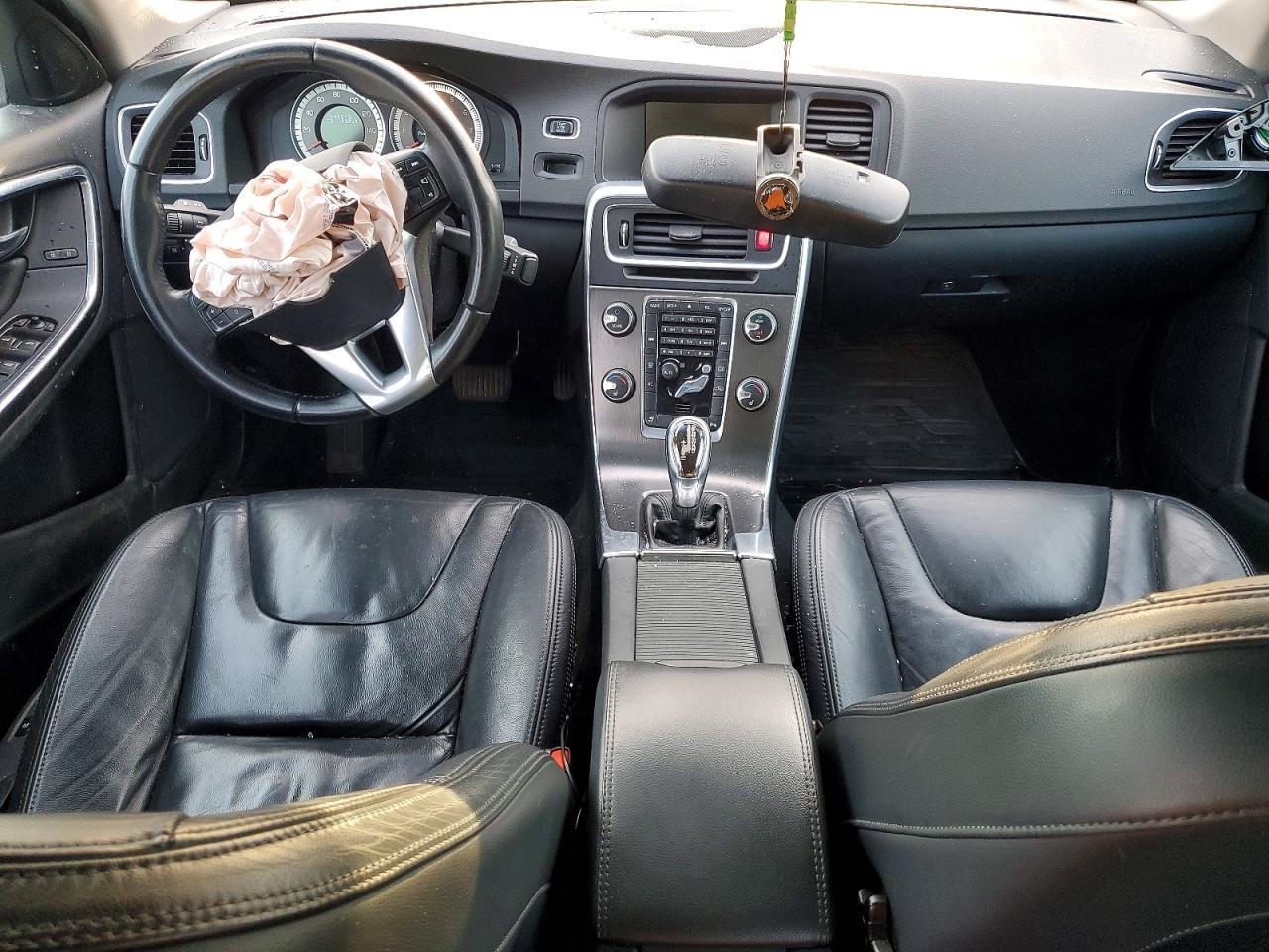 2013 VOLVO S60