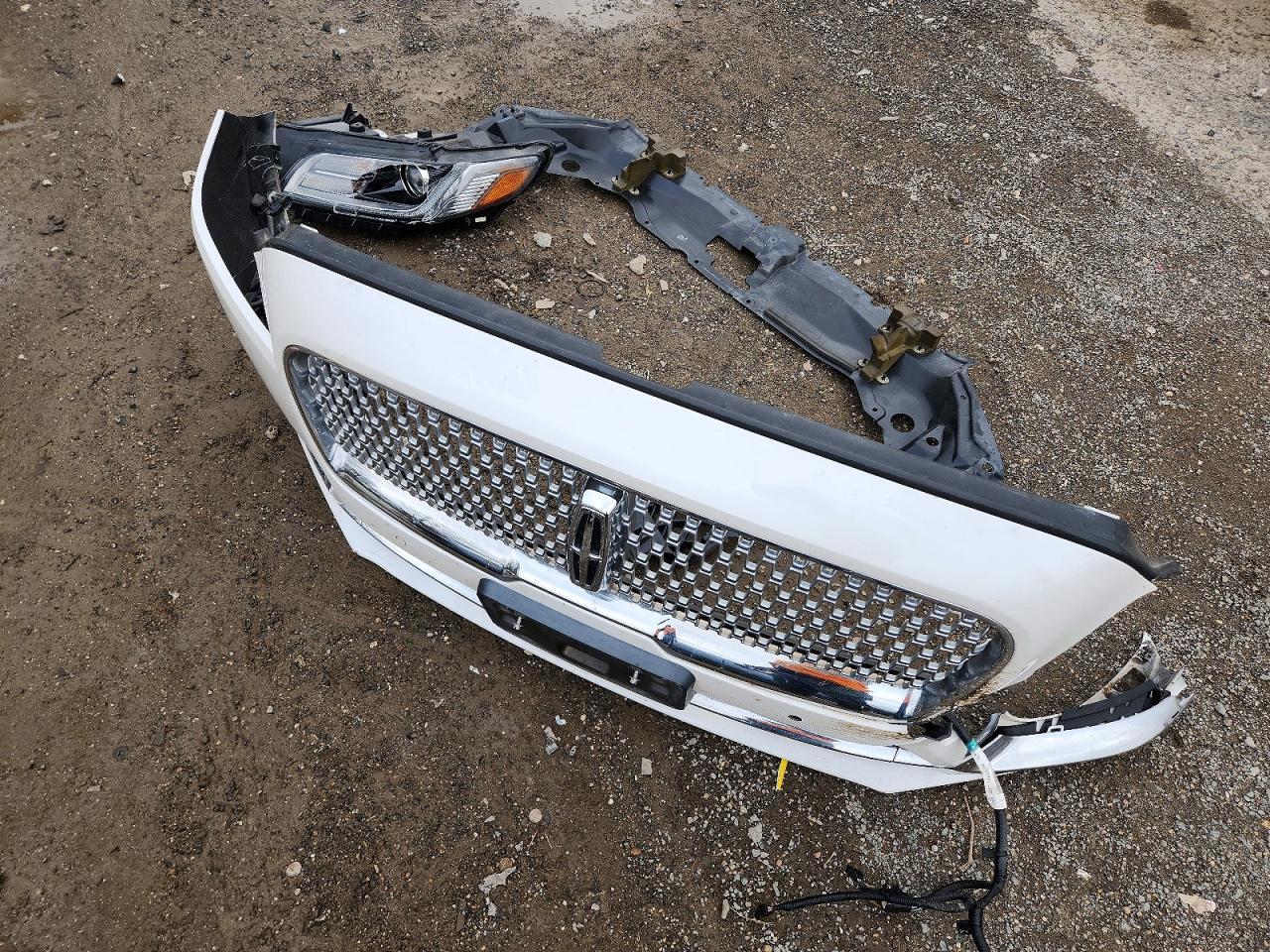 2018 LINCOLN Continental