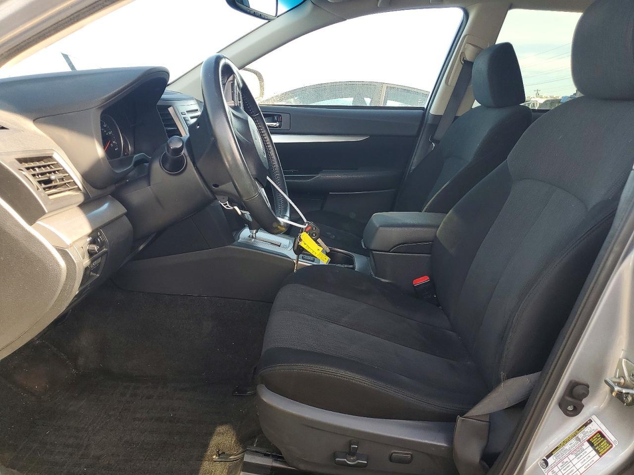 2014 SUBARU Outback