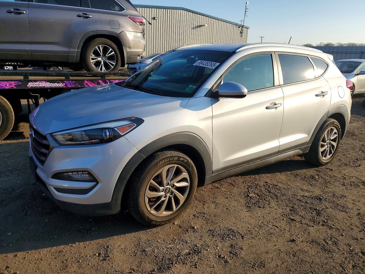 2016 HYUNDAI TUCSON
