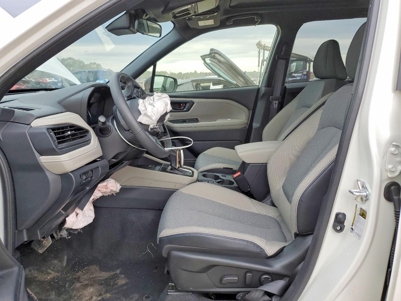 2025 SUBARU FORESTER