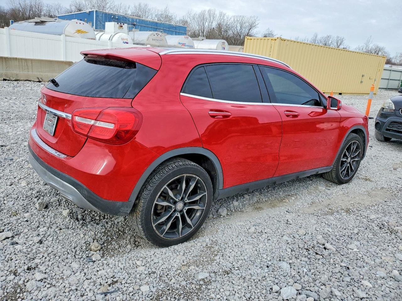 2017 MERCEDES-BENZ GLA-Class