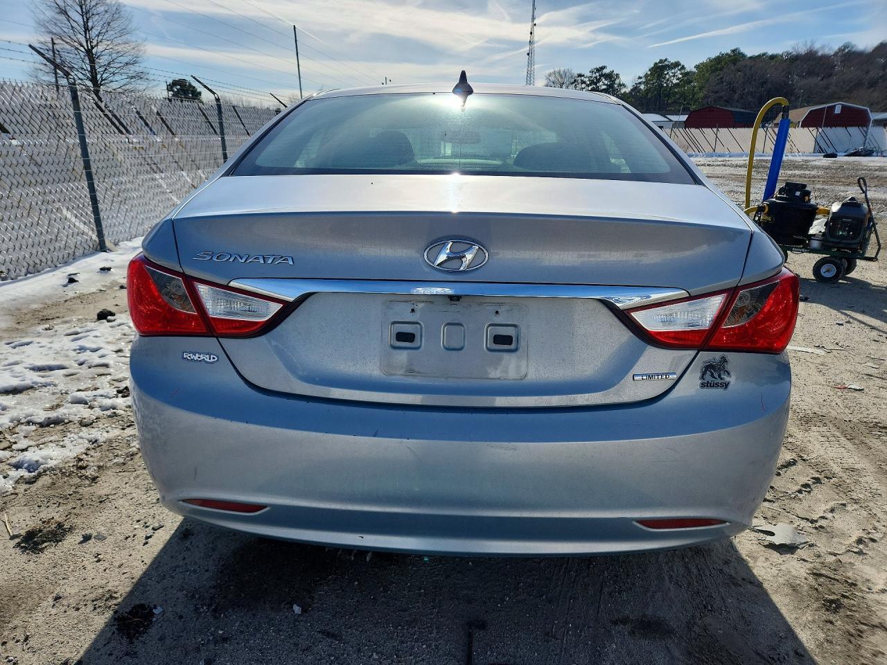 2011 HYUNDAI SONATA