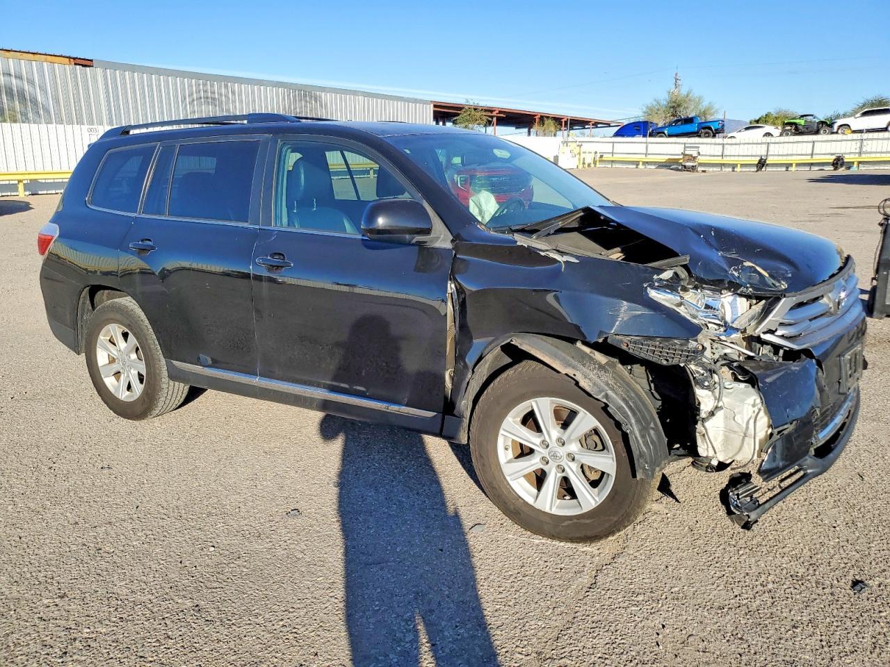 2013 TOYOTA HIGHLANDER