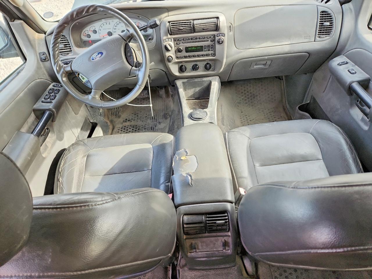 2004 FORD Explorer Sport Trac