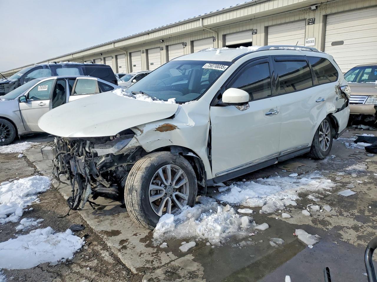 2015 NISSAN PATHFINDER