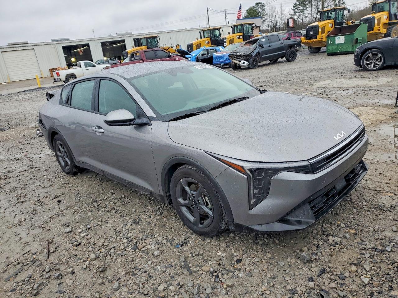 2025 KIA K4