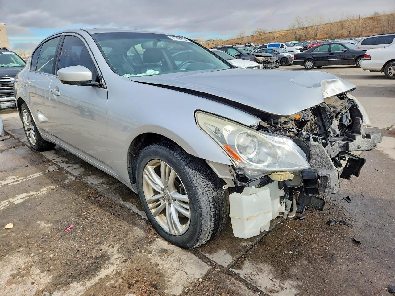 2011 INFINITI G37
