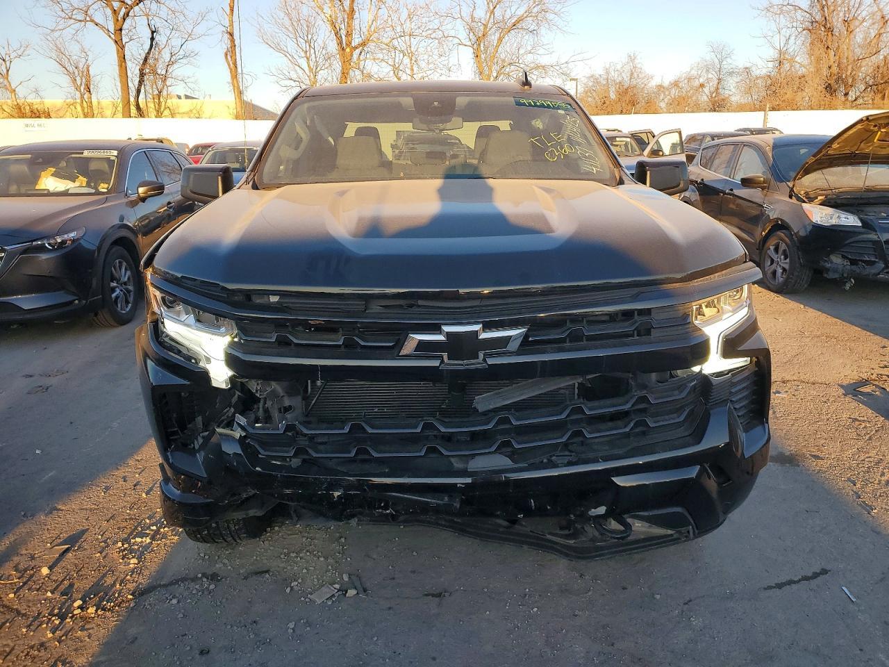 2024 CHEVROLET Silverado