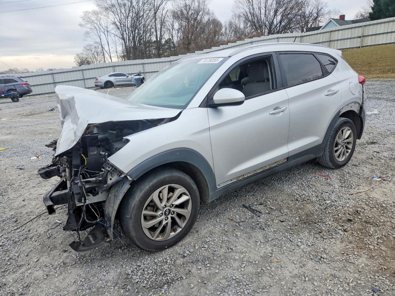 2016 HYUNDAI TUCSON