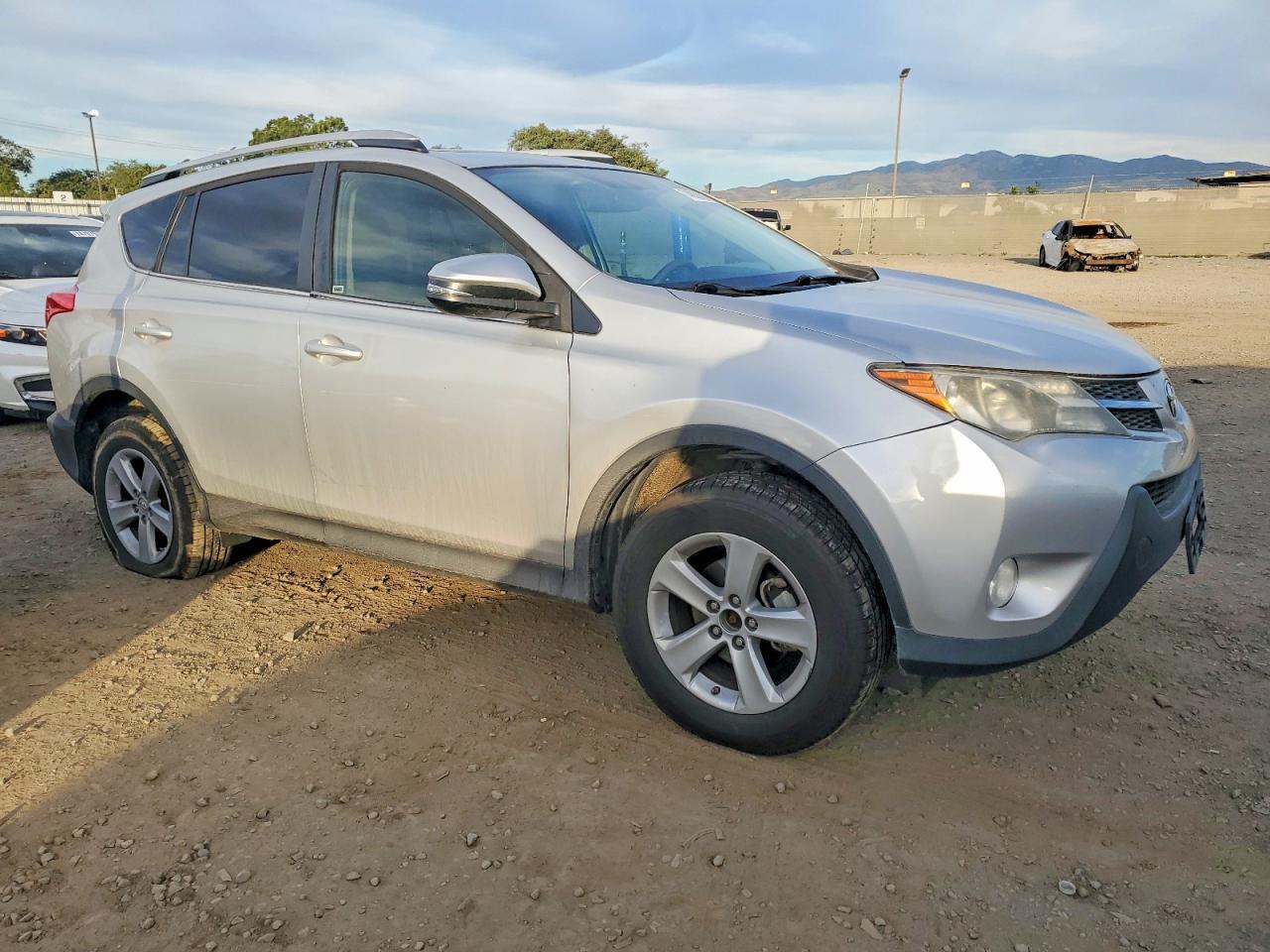 2013 TOYOTA RAV4