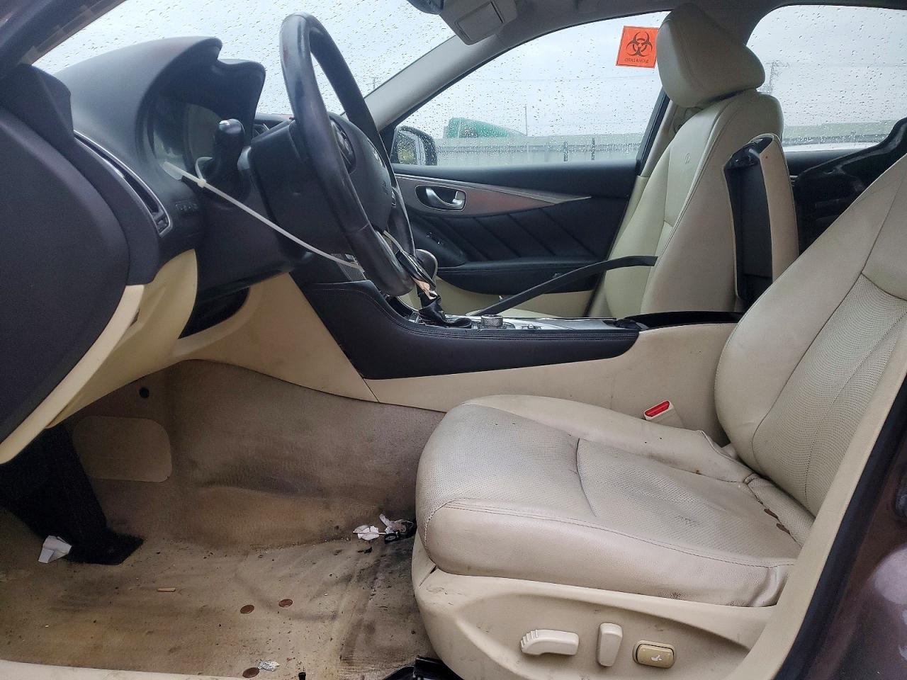 2014 INFINITI Q50