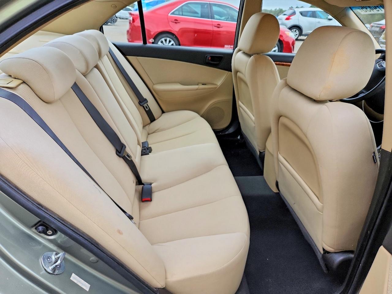 2010 HYUNDAI SONATA