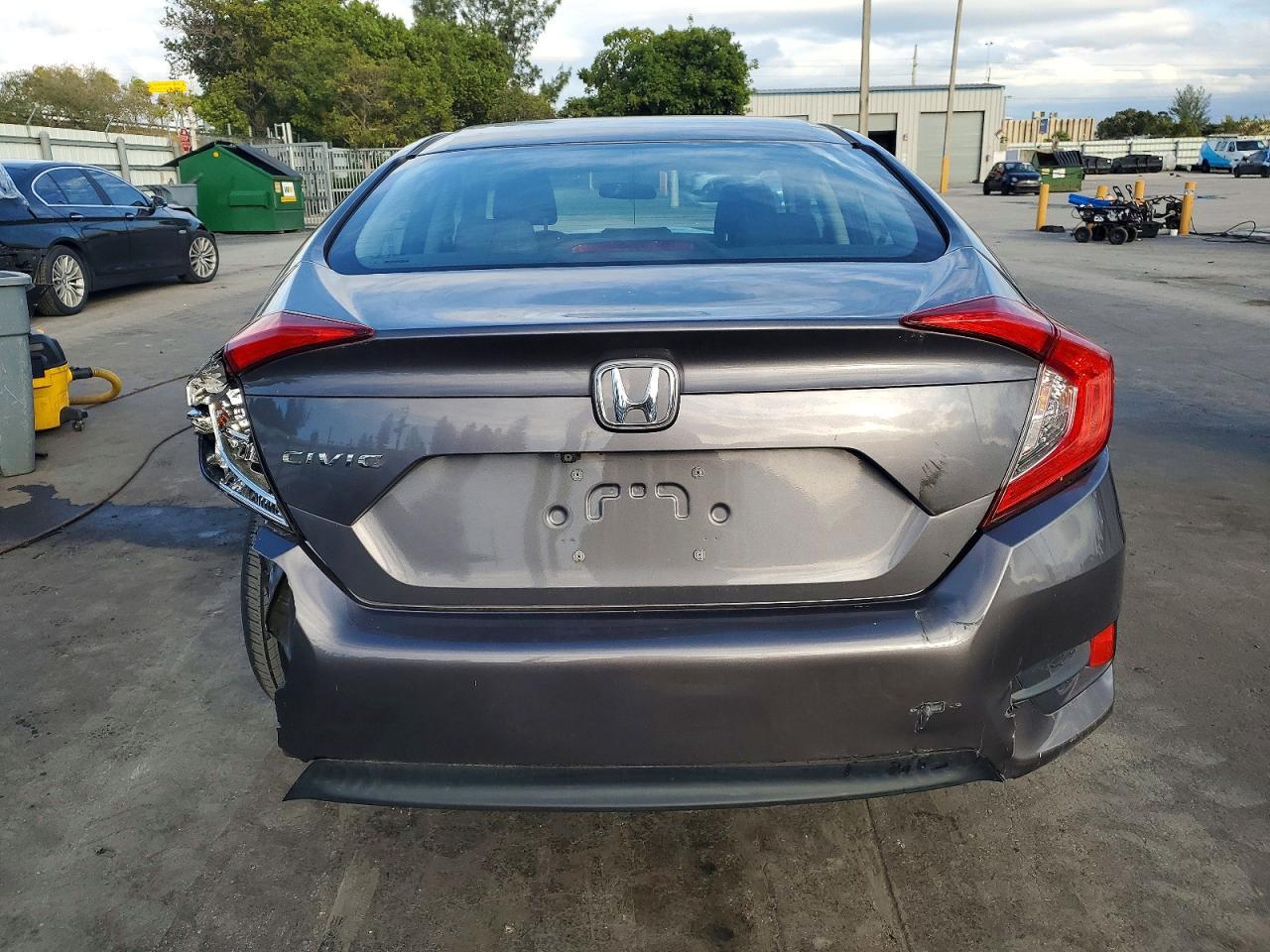 2018 HONDA CIVIC