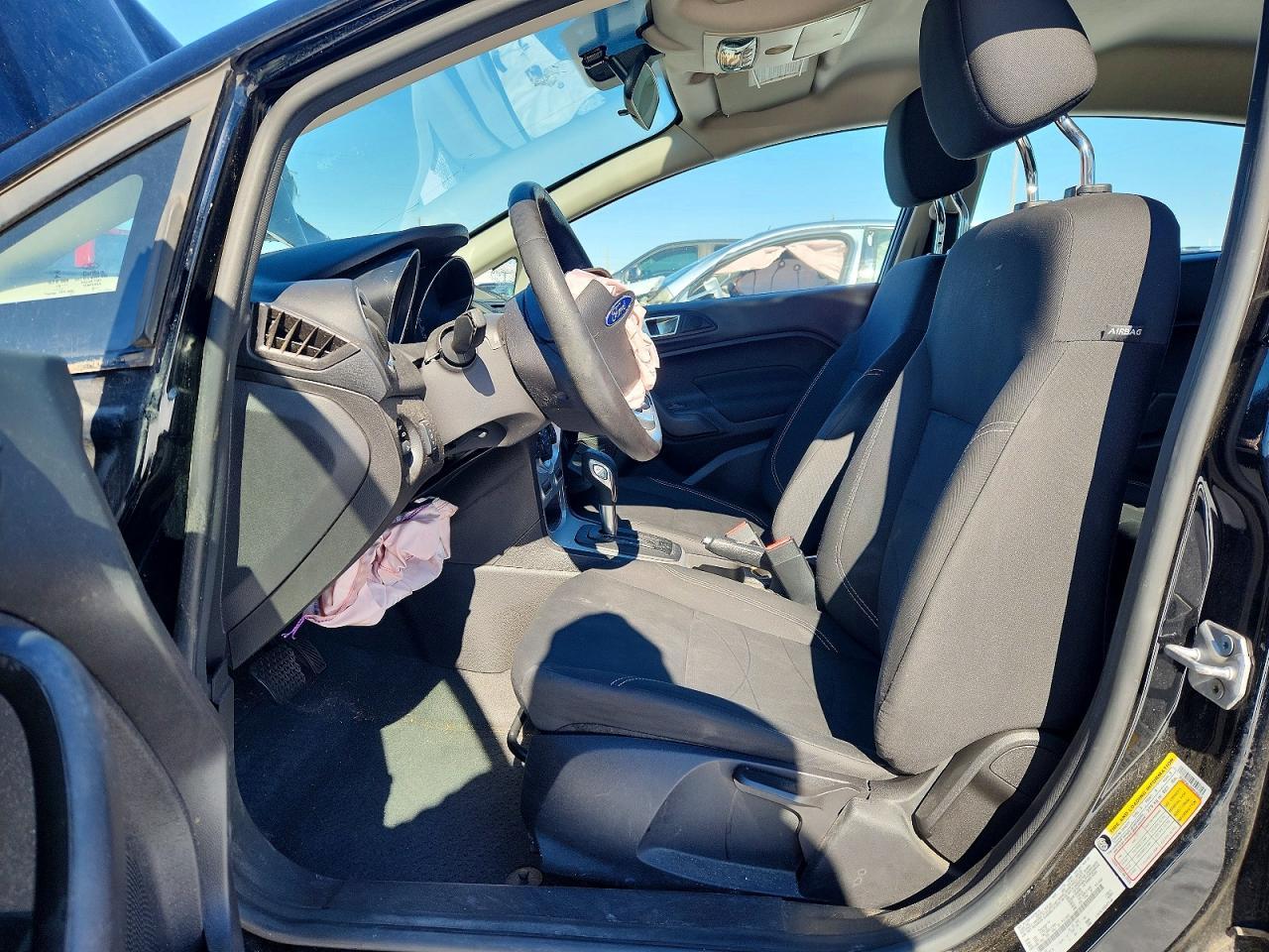 2016 FORD Fiesta