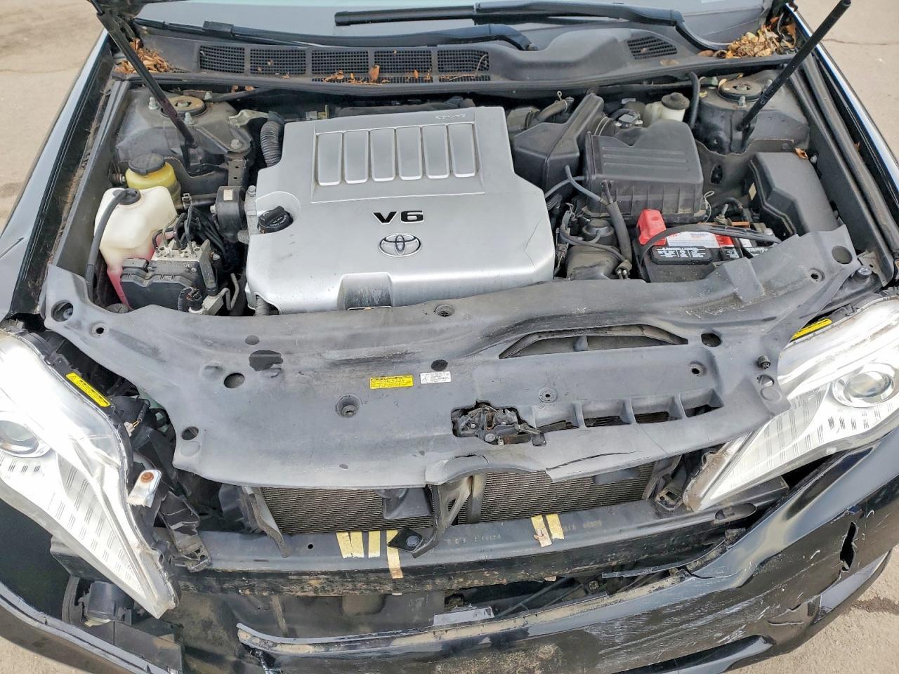 2011 TOYOTA Avalon
