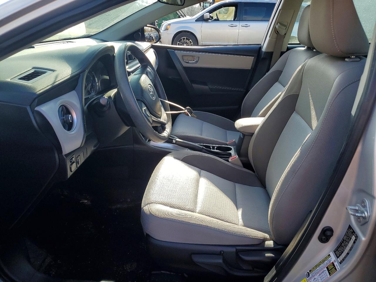 2017 TOYOTA COROLLA