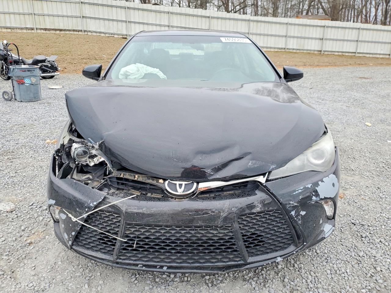 2016 TOYOTA CAMRY