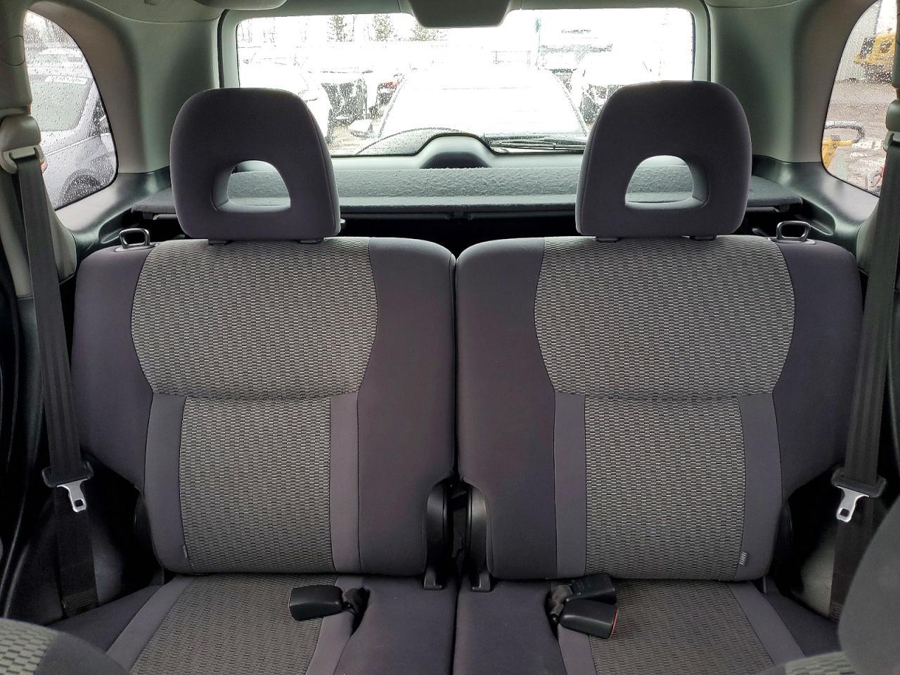 2004 TOYOTA RAV4