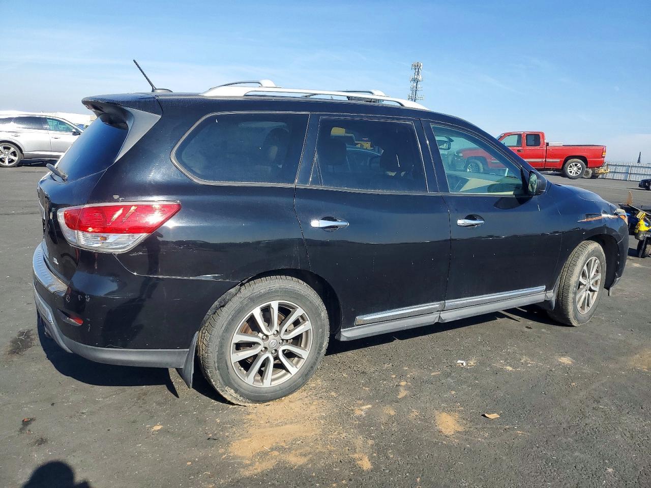 2014 NISSAN PATHFINDER