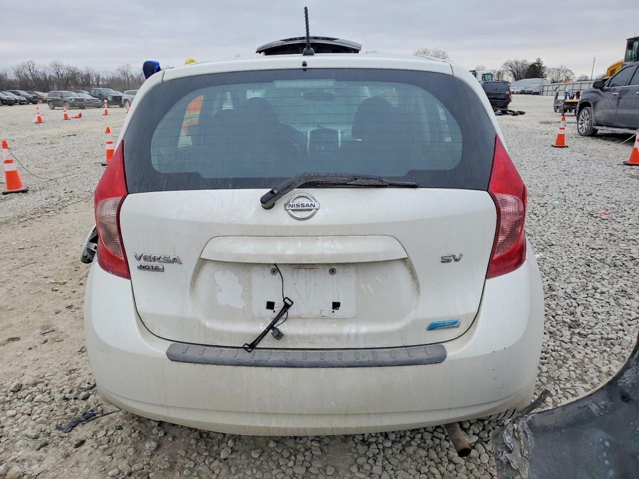2015 NISSAN Versa Note
