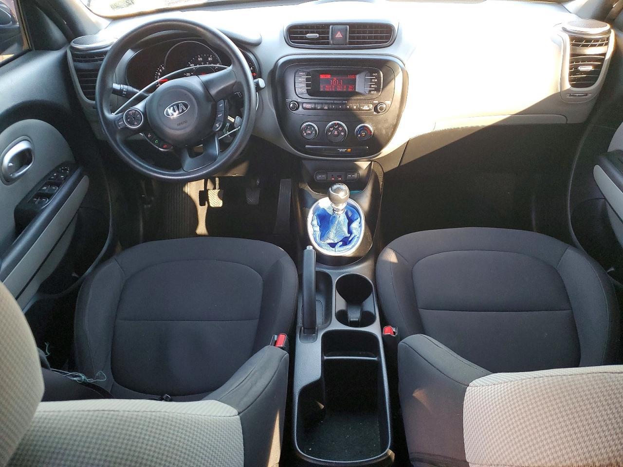 2015 KIA SOUL